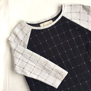 Ann Taylor Loft knit Top Very Good Condition